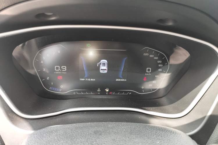 Used Geely Auto Vision X6 2018 1.8L Manual 4G Connect Luxury Edition