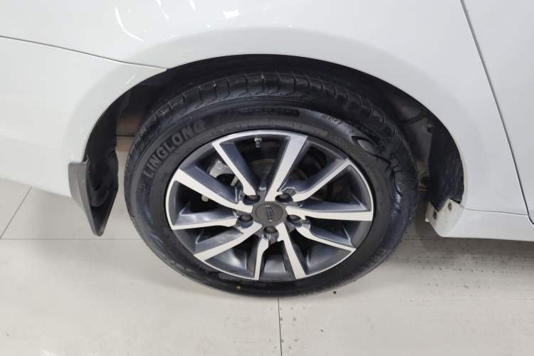 Used Geely Auto Emgrand 2019 Leading Edition 1.5L CVT Upward-Connected Model China VI Standard
