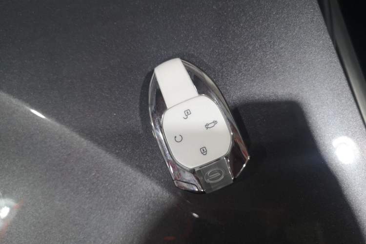 Used GAC Trumpchi EMPOW 2023 270T DCT J15 Version Vehicle Key