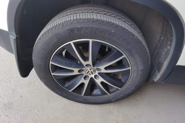 Used Volkswagen Tiguan 2014 1.8TSI Automatic 2WD 30th Anniversary Edition Right Rear Wheel Hub