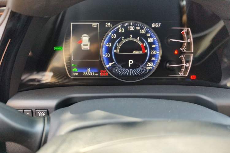 Used Lexus ES 2021 300h Deluxe Edition
