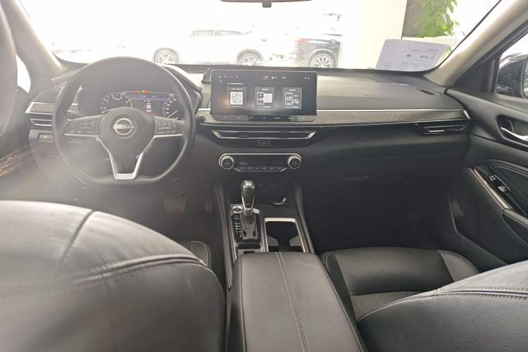Used Nissan Teana 2022 2.0L XL-TLS Enjoyment Edition Center Console