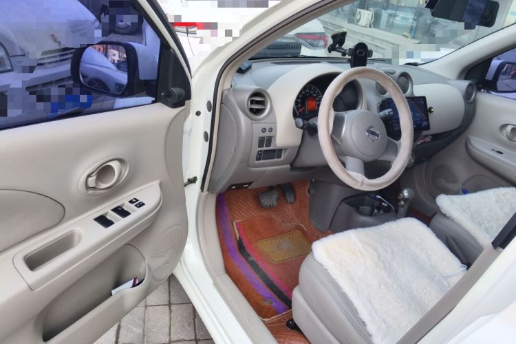 Used Nissan March 2015 1.5L Automatic E-Xuan Edition Driver Seat