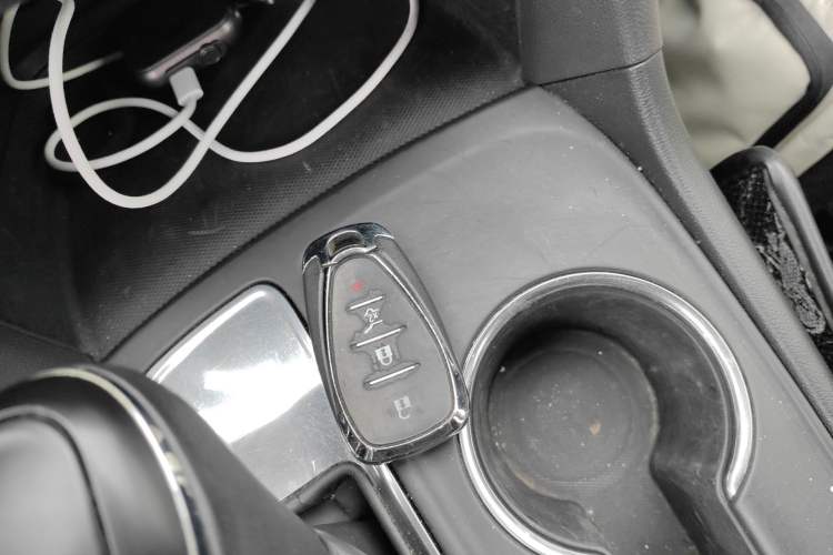 Used Chevrolet Equinox 2019 535T Automatic YuJie Edition China V Standard Vehicle Key