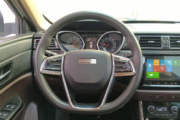 Used Lifan Auto Myway 2017 1.8L Automatic Luxury Model Steering Wheel