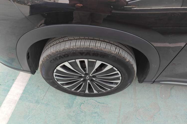 Used Chery Tiggo 8 PLUS C-DM 2025 1.5T 116 km Luxury Version 5 Seats
