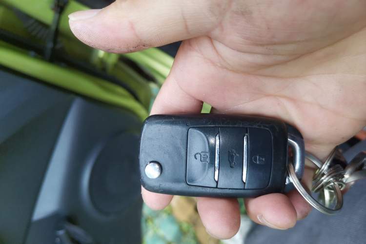 Used CHANGAN Benni 2015 1.4L IMT Luxury Model China V Standard
