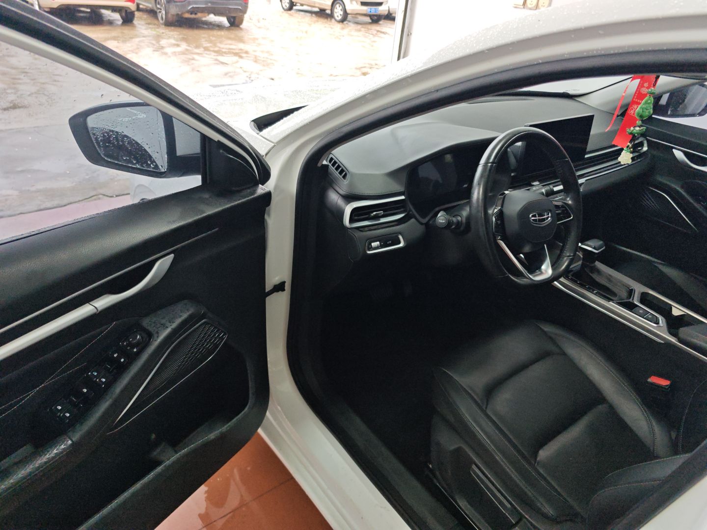 Geely Auto Emgrand 2023 4th Generation Champion Edition 1.5L CVT Luxury Model — снимка 18