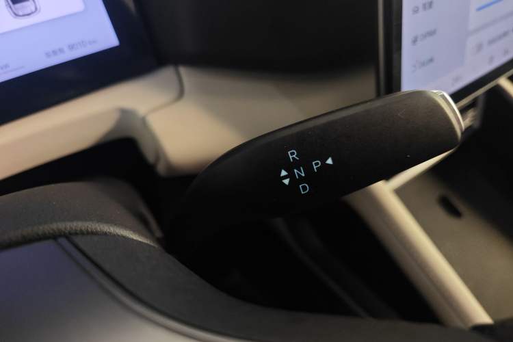 Used BYD Yuan UP 2025 Intelligent Driving Version 401 KM Dynamic Edition