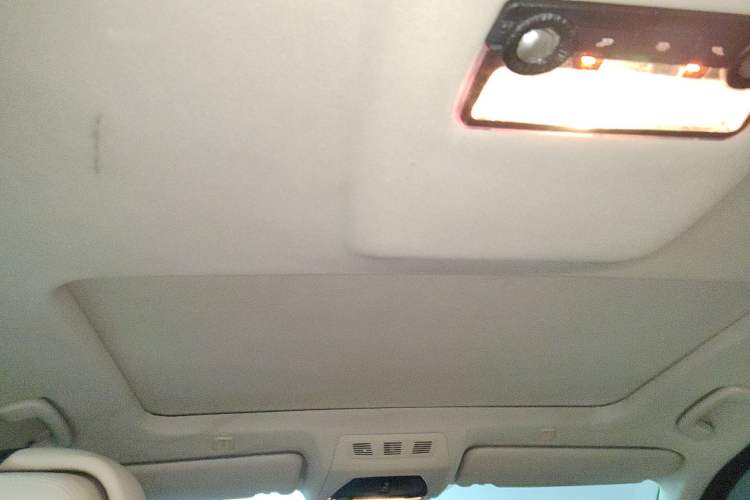 Used BMW 5 Series 2013 525Li Leading Model