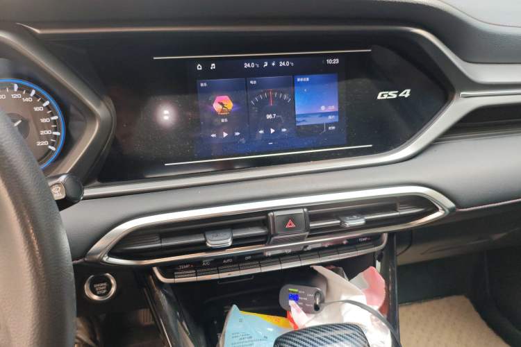 Used GAC Trumpchi GS4 2021 270T Automatic Elite Tech Edition Audio And AC Panel