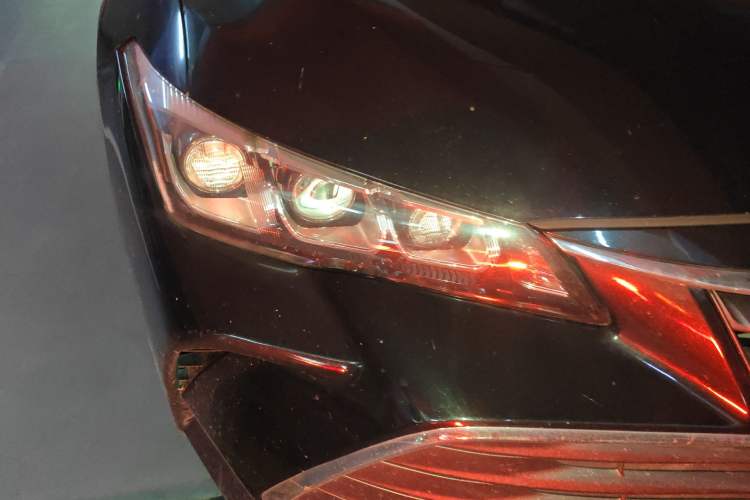 Used Toyota Avalon 2019 2.0L Luxury Edition China VI Standard
