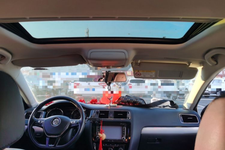 Used Volkswagen Sagitar 2017 1.6L Automatic Comfort Model Headliner