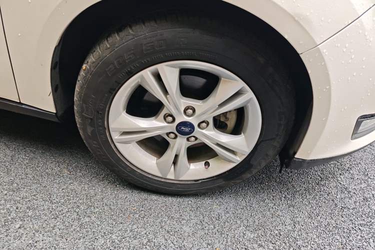 Used Ford Focus 2017 Hatchback 1.6L Manual Comfort Plus SmartDrive Edition
