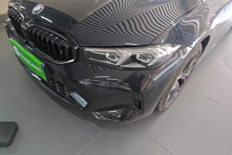 Used BMW 3 Series 2025 330Li M Sport Shadowline Package
