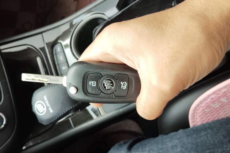 Used Buick Verano 2015 Sedan 20T Dual-Clutch Elite Model