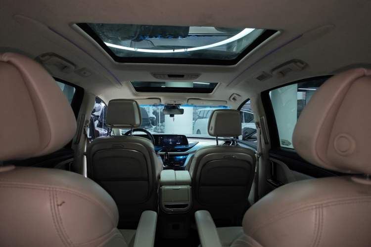 Used Buick GL8 2020 Avenir Avia Six-Seat Deluxe Edition
