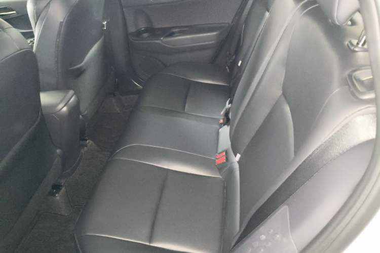 Used Toyota IZOA 2023 2.0L Enjoy Edition Left Rear Seat