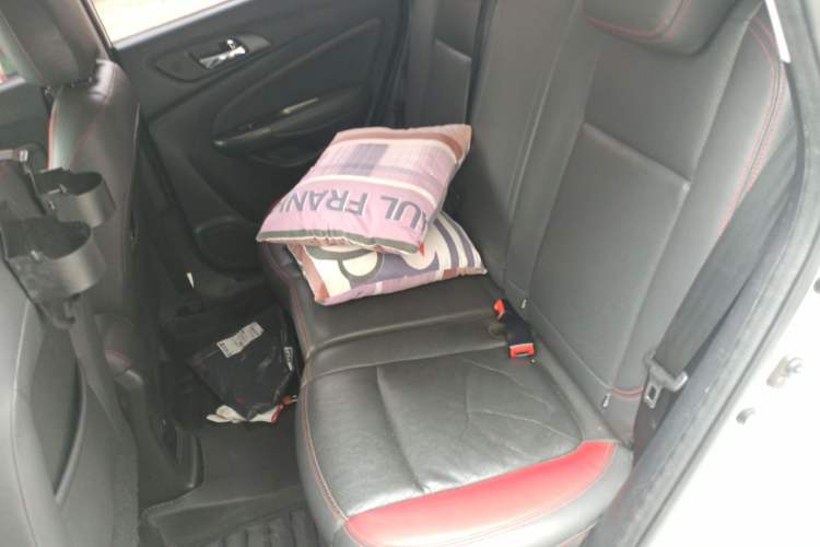 Used CHANGAN CS15 2016 1.5L Automatic Luxury Edition