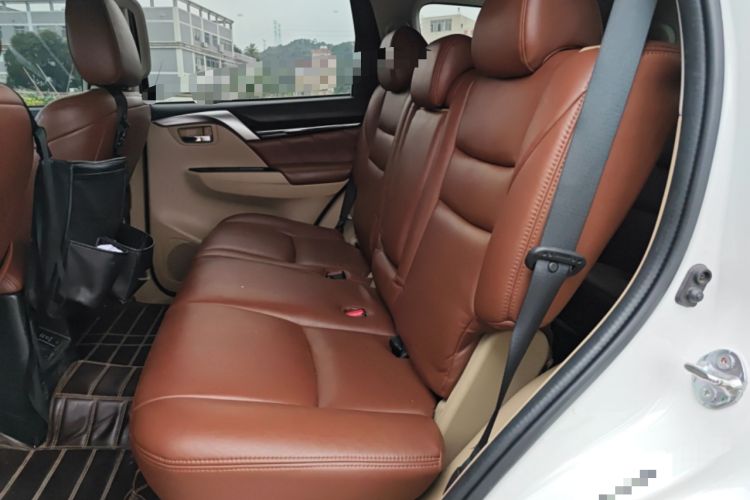 Used Mitsubishi Pajero Sport  Left Rear Seat