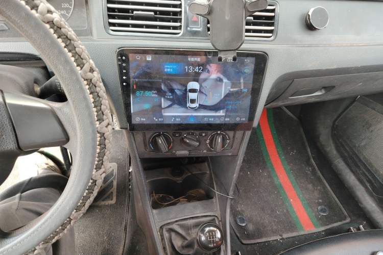 Used Volkswagen Santana 2015 1.4L Manual Fashion Edition
