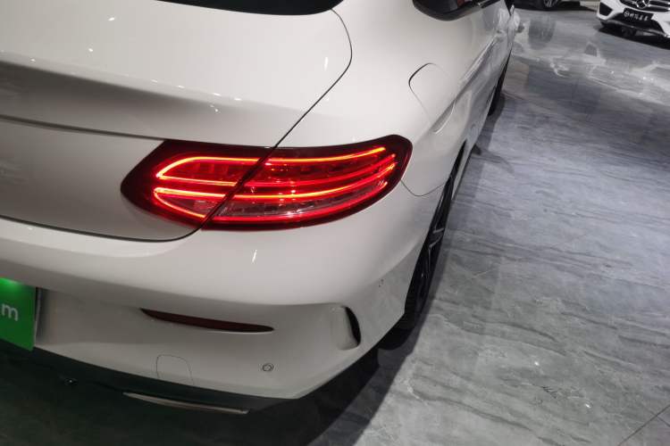 Used Mercedes-Benz C-Class 2017 Facelift C 200 Coupe