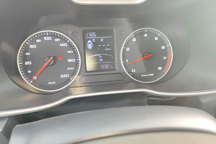 Used MG ZS 2017 1.5L Automatic Luxury Edition Odometer Close Up