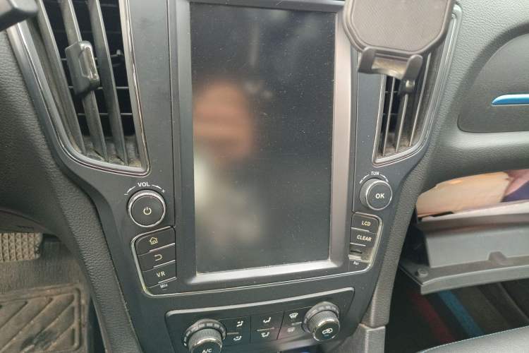 Used BAIC New Energy EU 2017 EU400 Enjoy Edition
