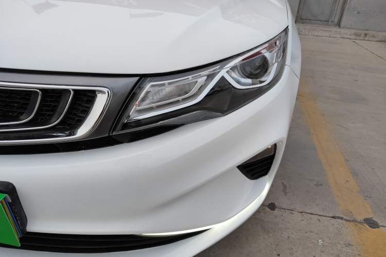 Used Geely Auto Emgrand GL 2018 1.4T Manual Elite Smart Connectivity Version Left Front Headlight