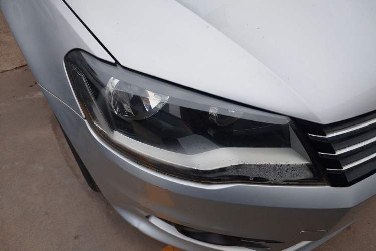 Used Volkswagen Bora 2014 1.6L Automatic Comfort Model Right Front Headlight