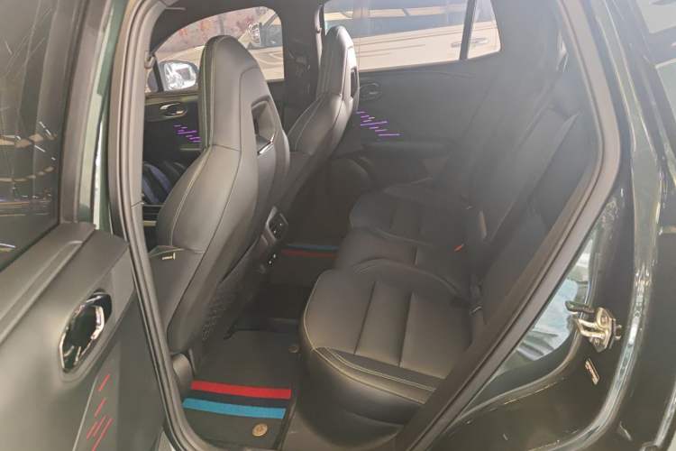 Used Lynk & Co 06 EM-P 2023 EM-P 126 Long-Range Halo