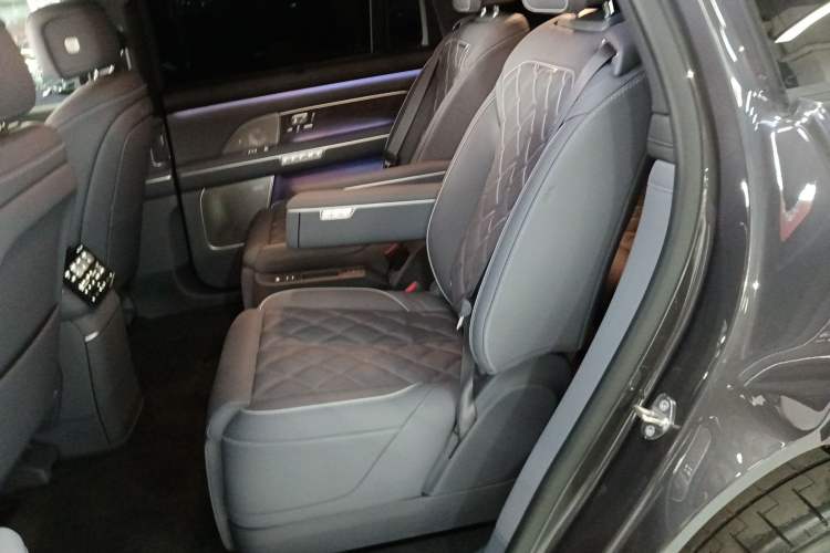 Used Nio ES8 2026 Model 6-seat Executive Signature Edition Left Rear Seat