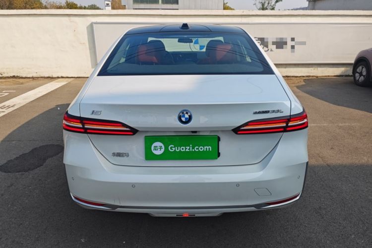 Used BMW i5 2024 eDrive 35L Luxury Package
