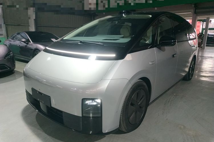 Used Li Auto MEGA 2024 Ultra Model