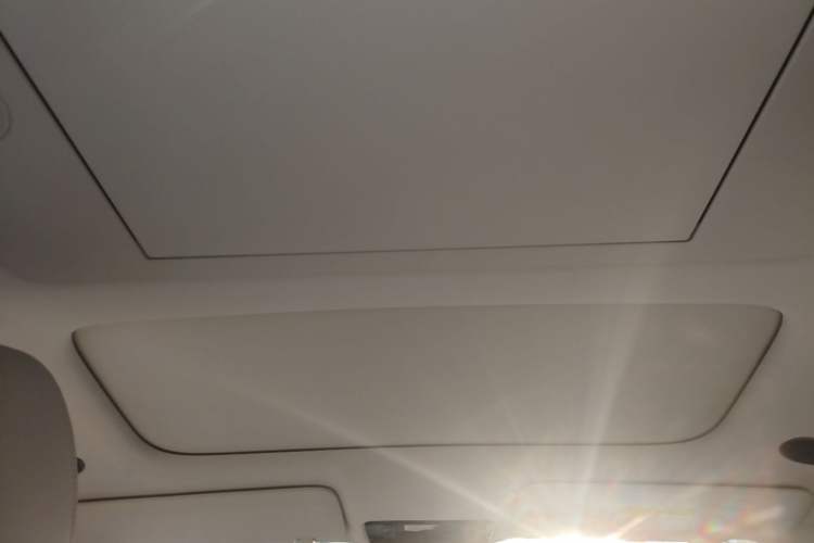Used Li Auto i8 2025 Model Standard Version
