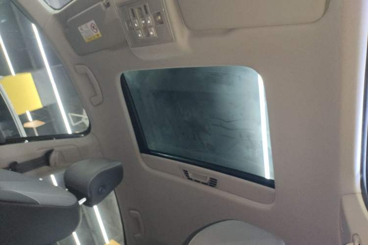 Used Volkswagen Lavida 2023 1.5L Automatic 5 Million Edition Headliner