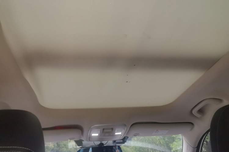 Used Geely Auto Emgrand X7 Sport 2018 1.8TD Automatic Two-Wheel Drive Smart Connect 4G Internet Edition