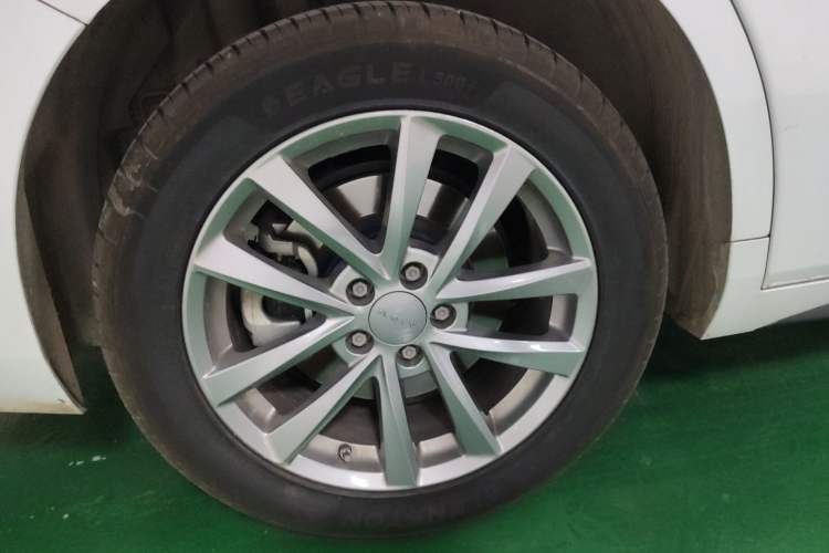 Used AION S 2023 Meizu 580 Lithium Iron Phosphate Right Rear Wheel Hub