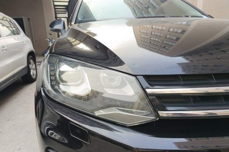 Used Volkswagen Touareg 2011 3.0 TSI Comfort Version