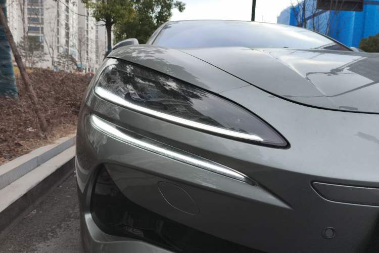 Used Denza Z9GT 2024 1100 Four-Wheel Drive Ultra Version