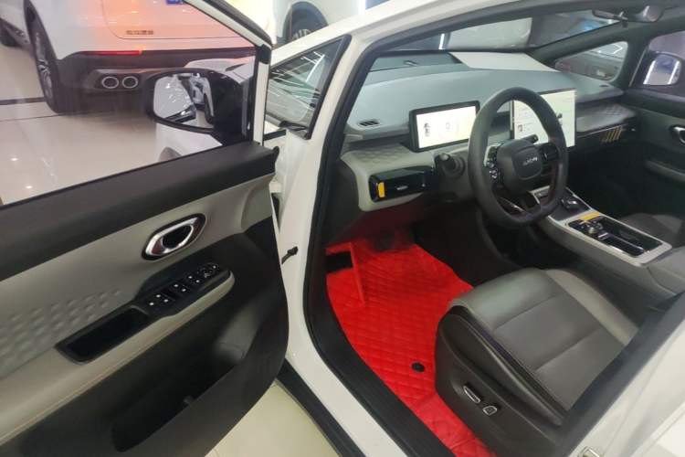 Used AION Y 2022 70 Intelligent Edition Lithium Iron Phosphate
