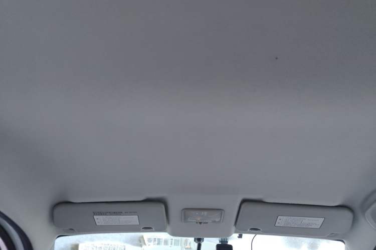 Used FORTHING Joyear XV 2015 1.6L CVT Comfort Model
