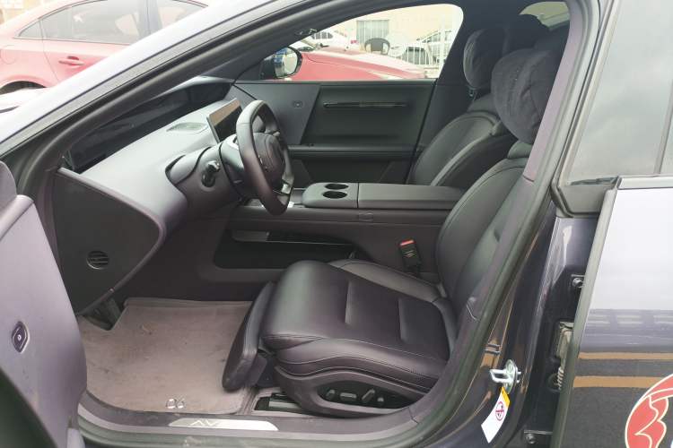 Used Avatr 06 2025 Ultra Pure Electric Edition Left Front Seat