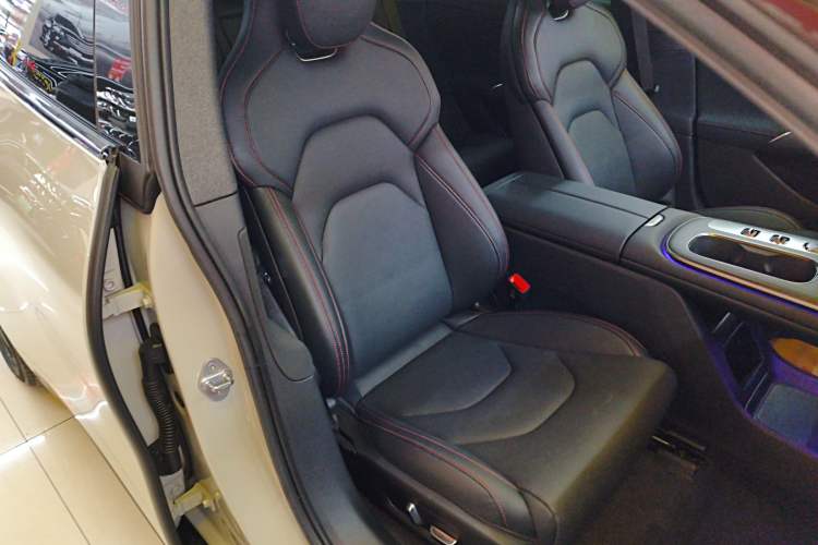 Used Xiaomi Auto SU7 2024 Rear-Drive Long-Range Intelligent Driving Version