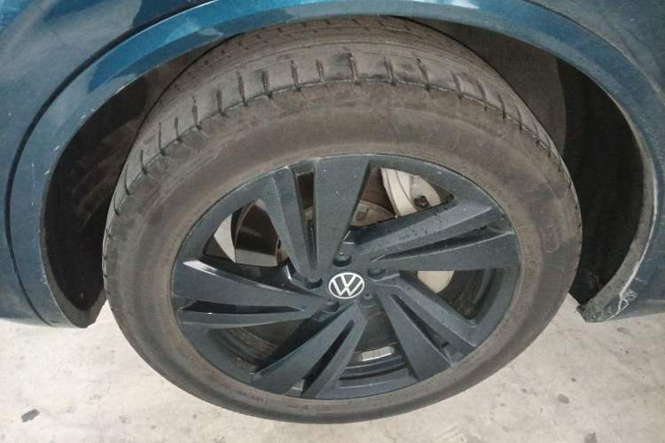 Used Volkswagen Touareg 2021 3.0 TSI Luxury Edition Black Diamond Sport Package
