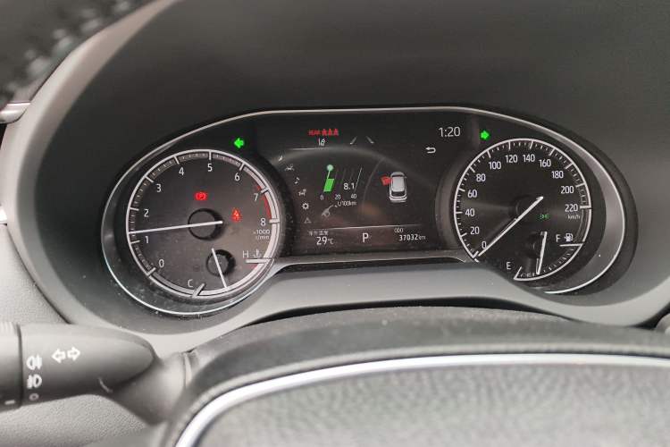 Used Toyota Harrier 2023 2.0L CVT Two-Wheel Drive Deluxe Edition