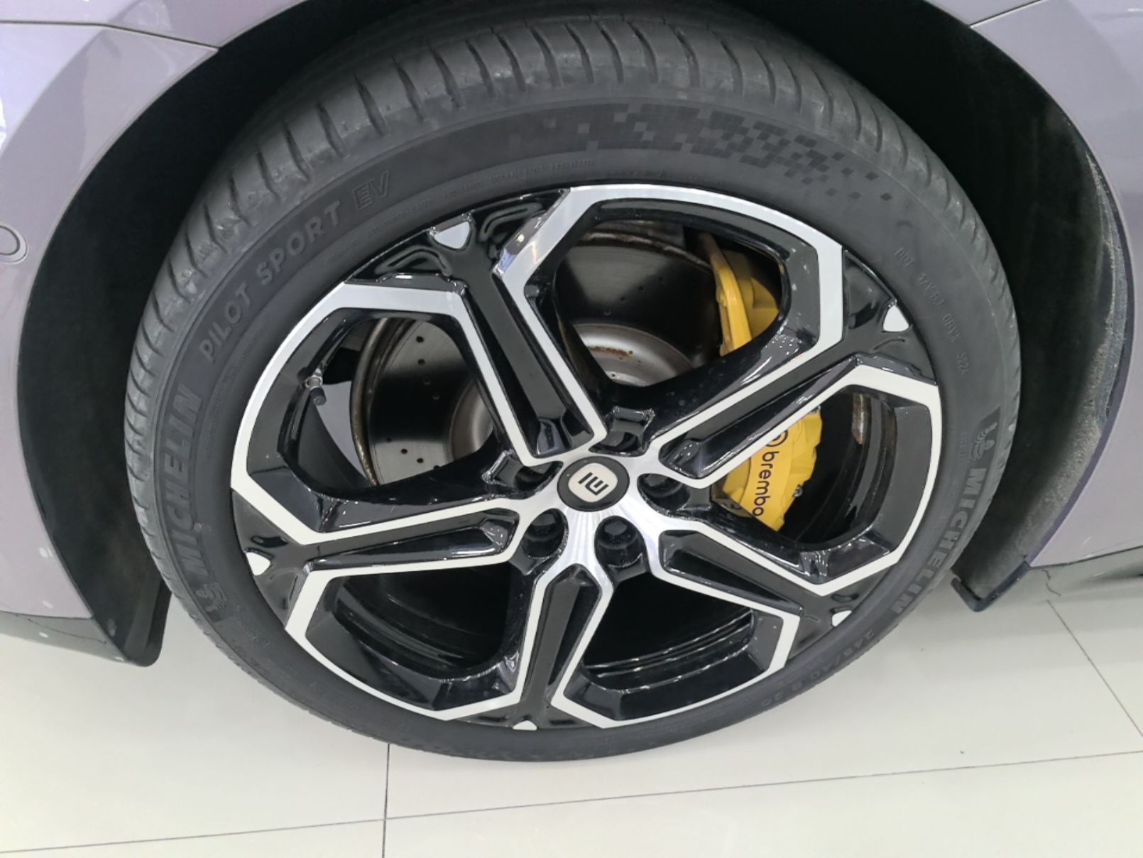 Xiaomi Auto SU7 2024 Rear-Drive Long-Range Intelligent Driving Version — снимка 10