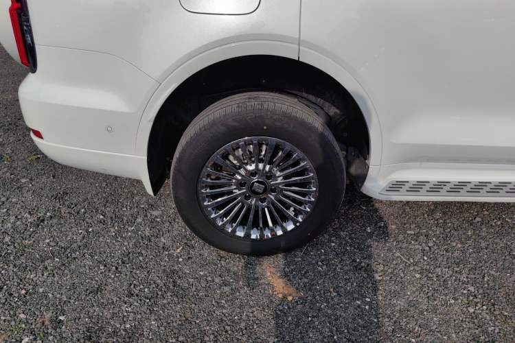 Used Tank 500 New Energy 2025 Hi4-Z Right Rear Wheel Hub