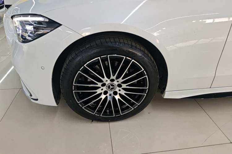 Used Mercedes-Benz C-Class 2023 Revised C 200 L Sport Edition Left Front Wheel Hub