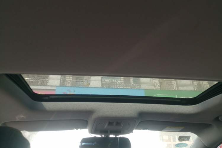 Used Chevrolet Cruze 2018 320 Automatic Pioneer Sunroof Edition
